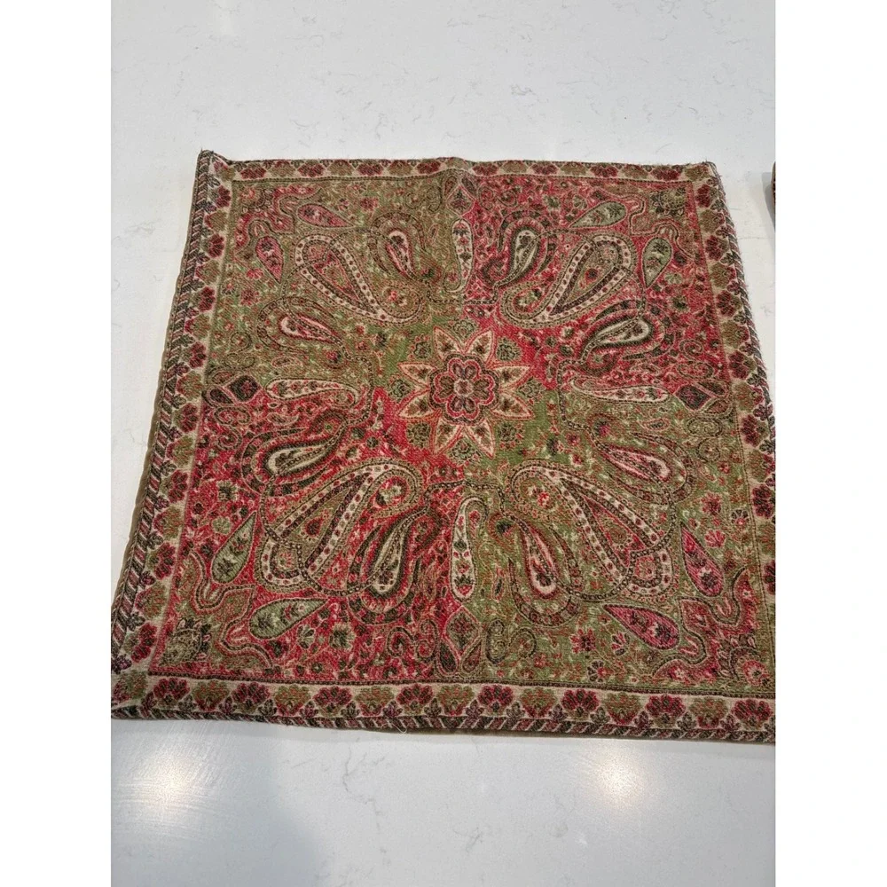 Pottery Barn Paisley Wool Blend Pillow Covers Set of 2 18x18 Boho Beautiful - Picture 2 of 7